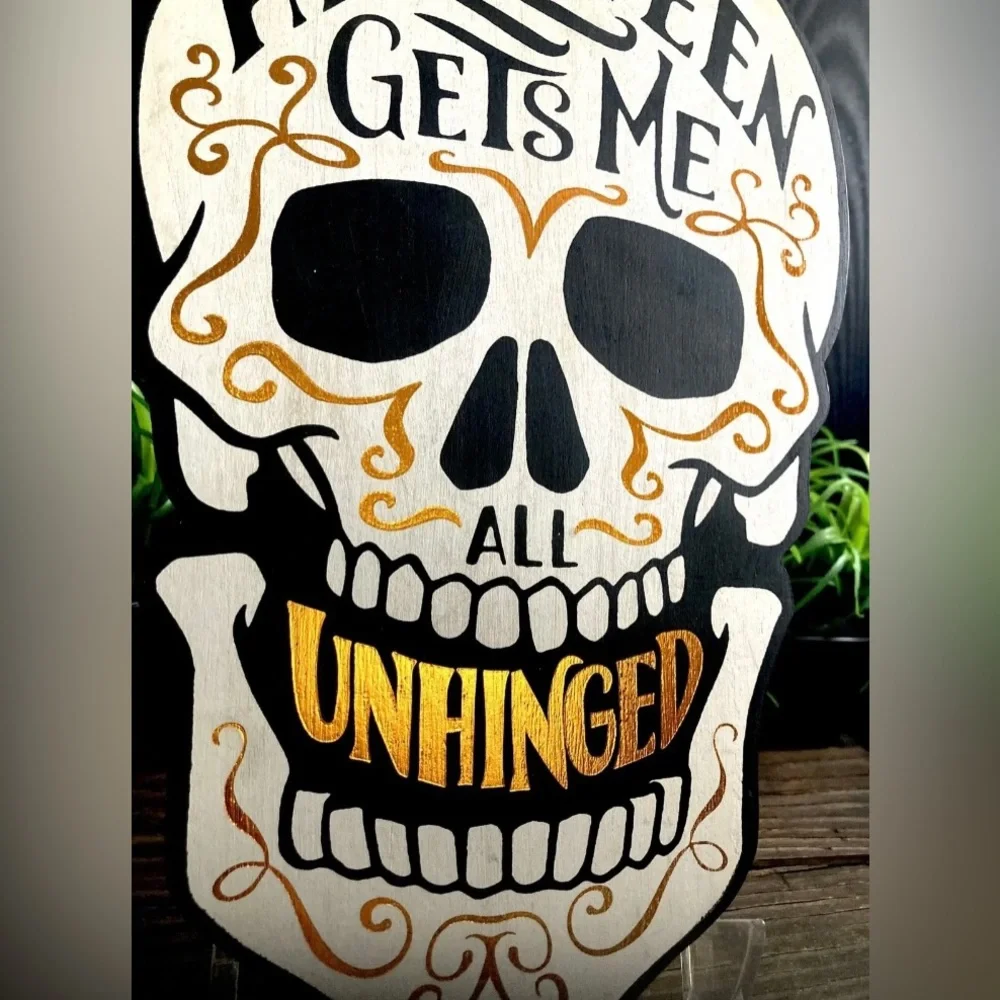 Halloween Hanging Skull Wall Sign